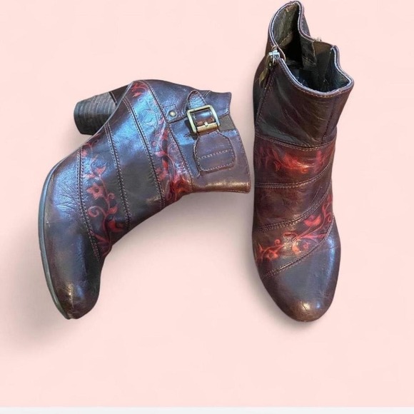 L'Artiste Spring Step Women's Brown Leather Floral Detail Ankle Boots Size 37 - Picture 2 of 5